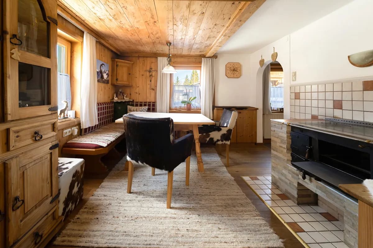 Haus kaufen in Kitzbühel – 110 m², € 650.000 – Bild 2 von 8