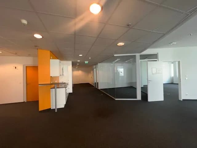 Gewerbeimmobilie mieten in Wien – 335 m², € 13 – Bild 8 von 10