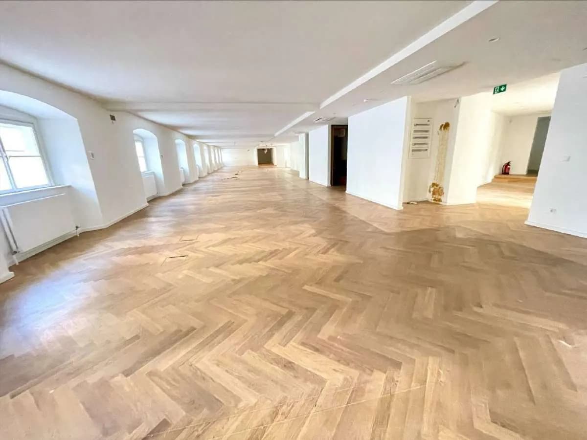 13-Zimmer-Gewerbeimmobilie mieten in Wien – 1 039 m², € 28.565 – Bild 11 von 16