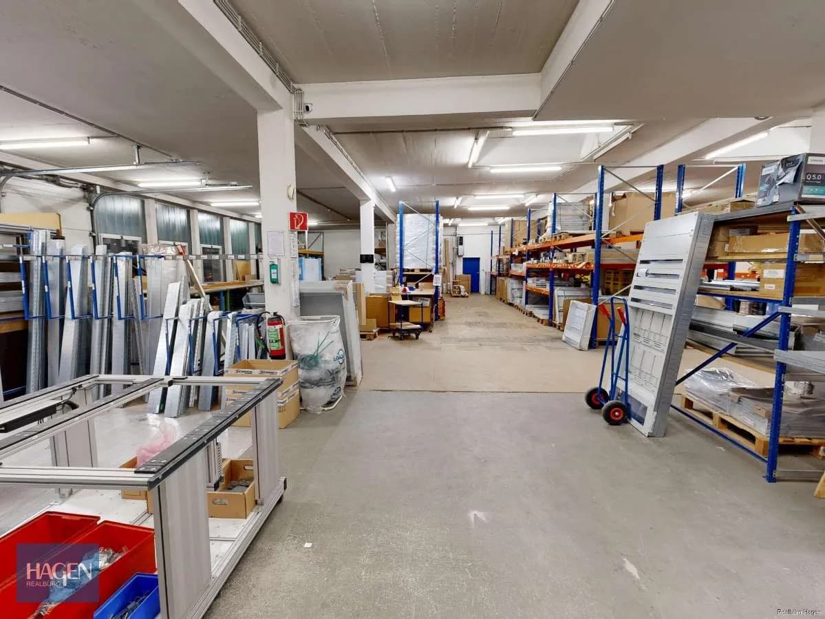 Gewerbeimmobilie mieten in Dornbirn – 928 m², € 9.744 – Bild 9 von 18