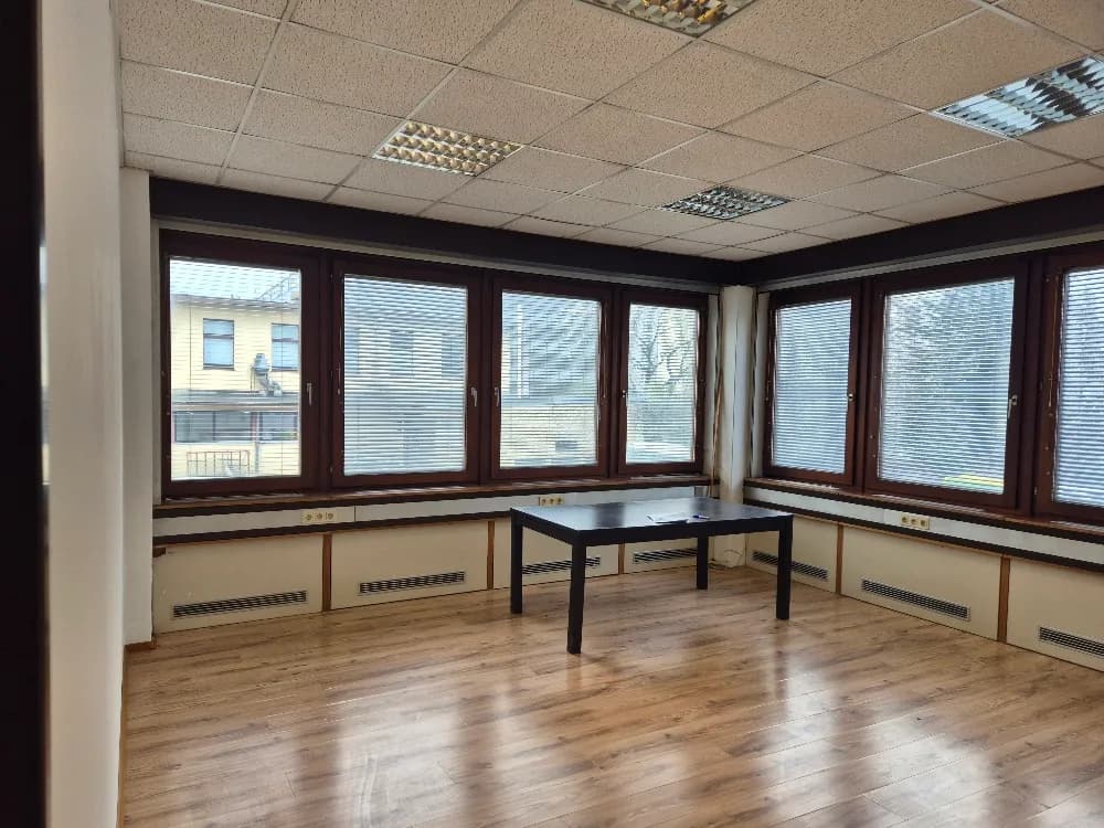 Gewerbeimmobilie mieten in Wien – 32 m², € 441 – Bild 3 von 4