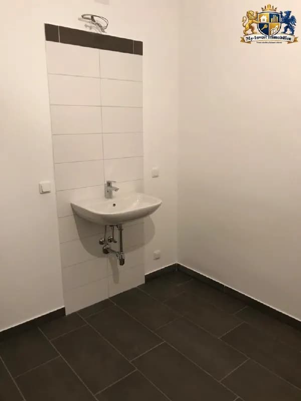 Immobilie kaufen in Wiener Neustadt Land – 342 m², € 1.100.000 – Bild 2 von 14