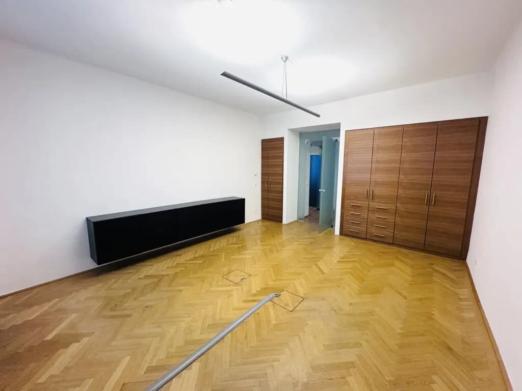 7-Zimmer-Gewerbeimmobilie mieten in Wien – 231 m², € 3.996 – Bild 4 von 20