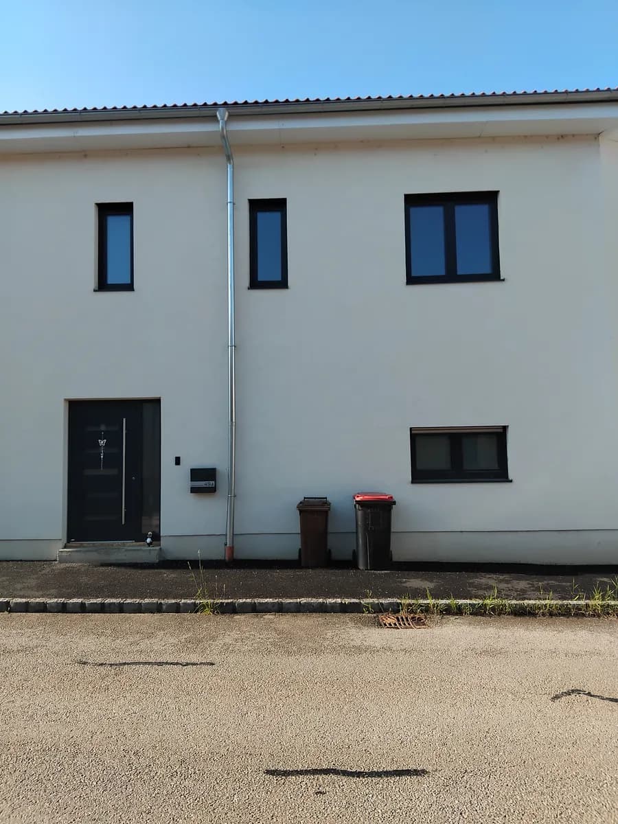 5-Zimmer-Haus mieten in Hollabrunn – 150 m², € 1.400