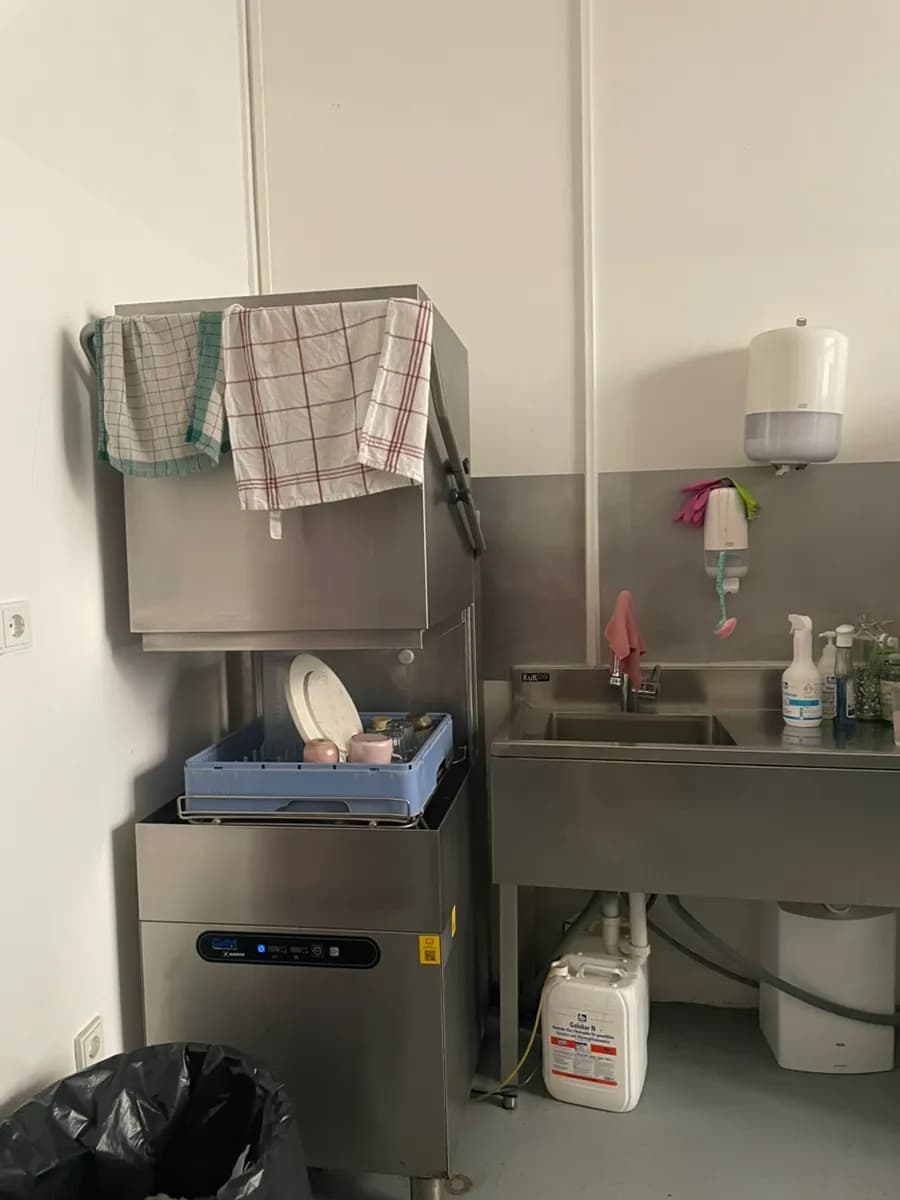 2-Zimmer-Gewerbeimmobilie mieten in Wien – 40 m², € 1.715 – Bild 16 von 27