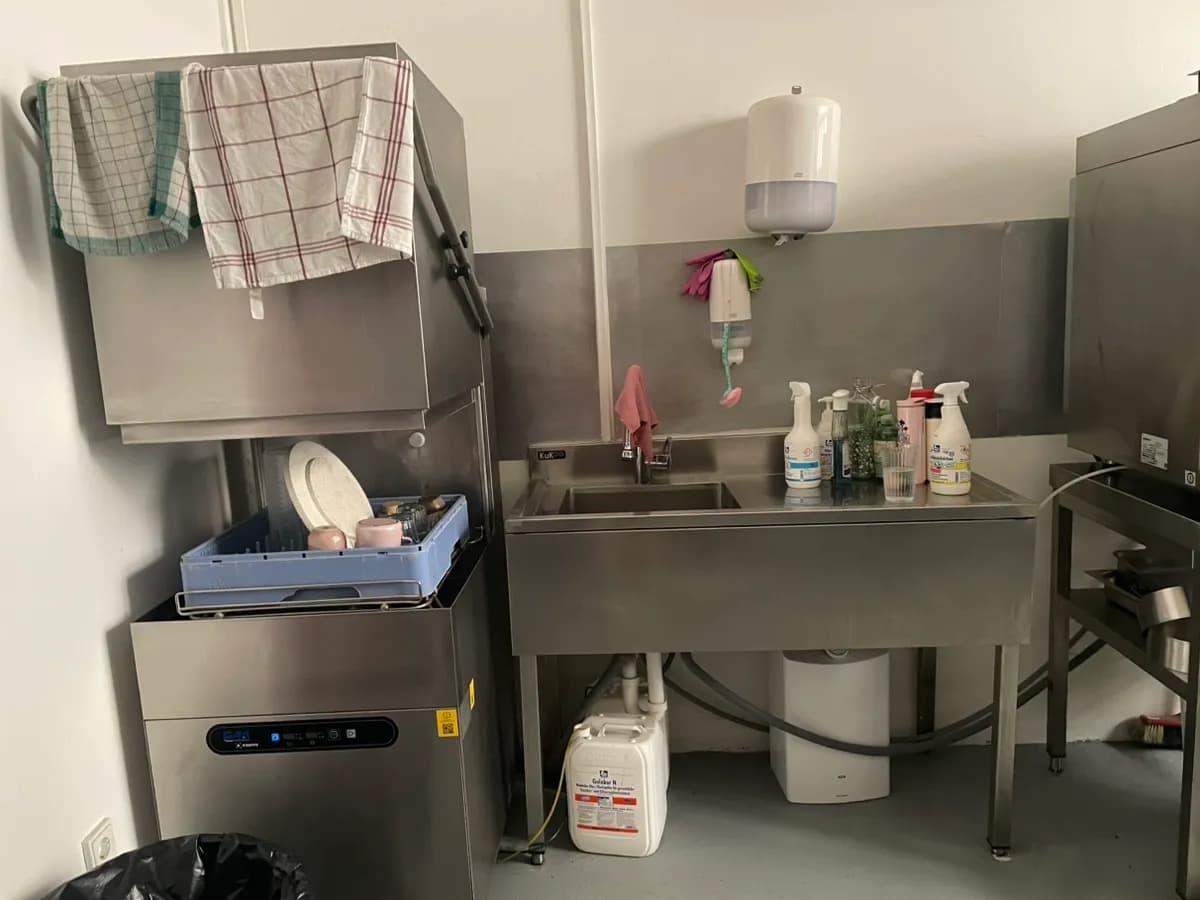2-Zimmer-Gewerbeimmobilie mieten in Wien – 40 m², € 1.715 – Bild 17 von 27