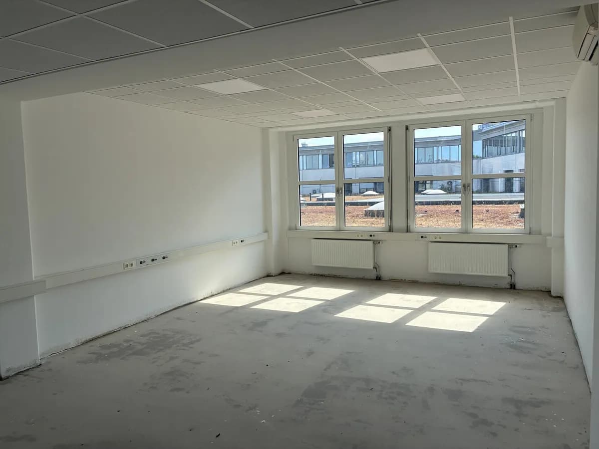 Gewerbeimmobilie mieten in Bruck an der Leitha – 55 m², € 699 – Bild 6 von 11
