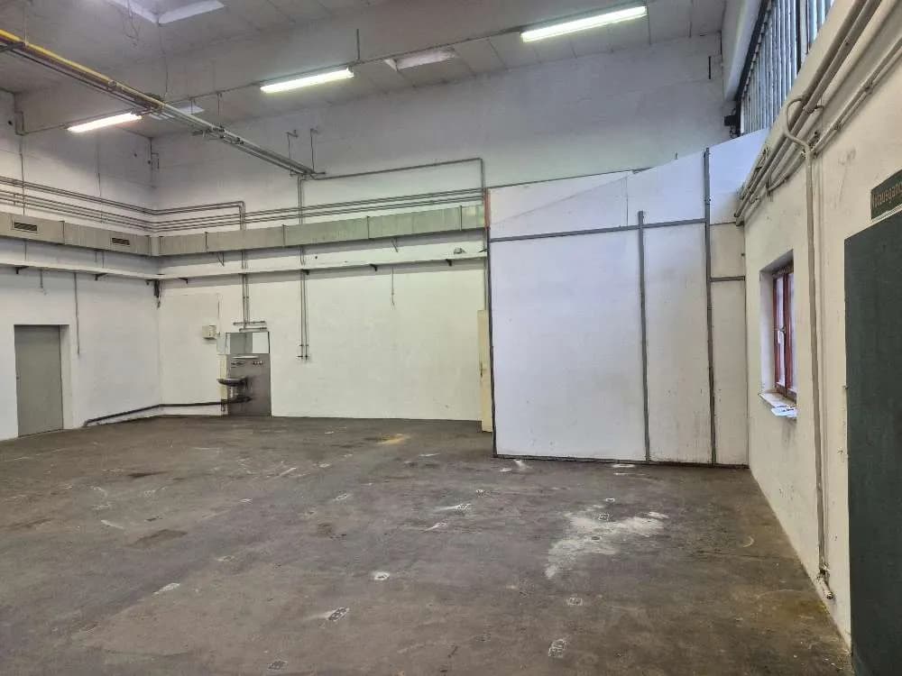 Gewerbeimmobilie mieten in Wien – 220 m², € 1.965 – Bild 2 von 7