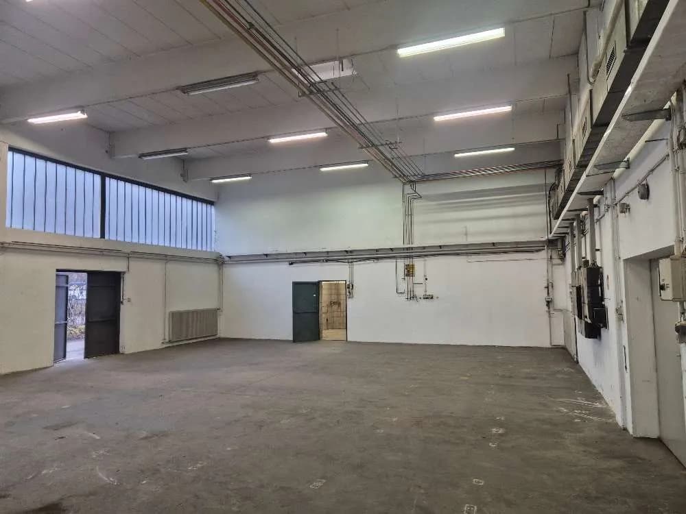 Gewerbeimmobilie mieten in Wien – 220 m², € 1.965 – Bild 6 von 7