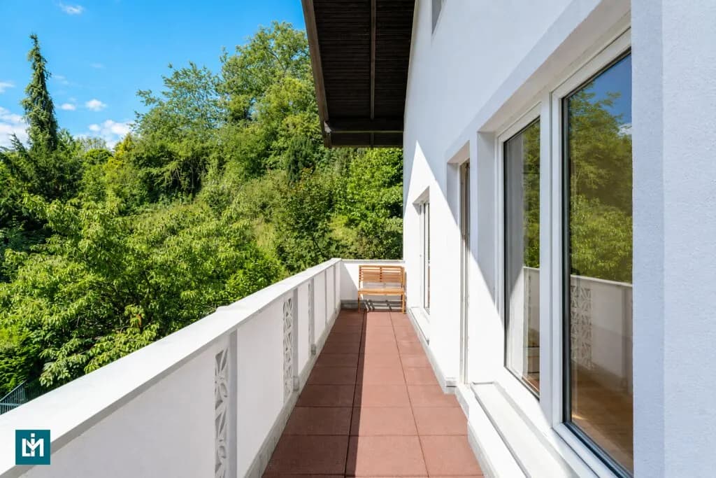 5-Zimmer-Haus mieten in Mödling – 209 m², € 2.200