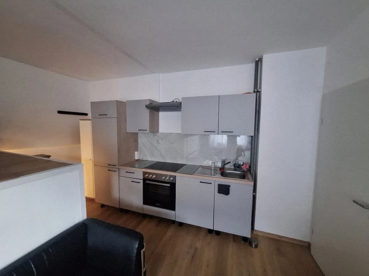2-Zimmer-Wohnung mieten in Krems an der Donau – 21 m², € 460 – Bild 1 von 4