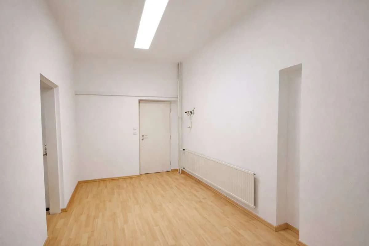 Gewerbeimmobilie mieten in Wien – 123 m², € 1.238 – Bild 9 von 21