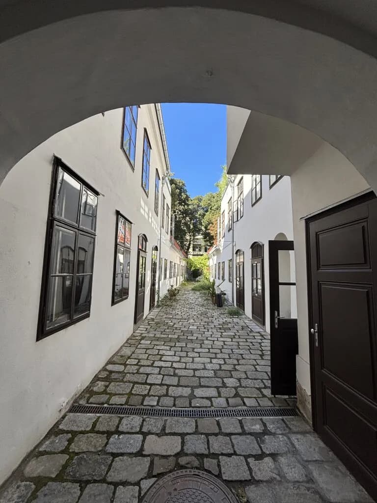 3-Zimmer-Wohnung mieten in Wien – 81,29 m², € 1.993 – Bild 11 von 12