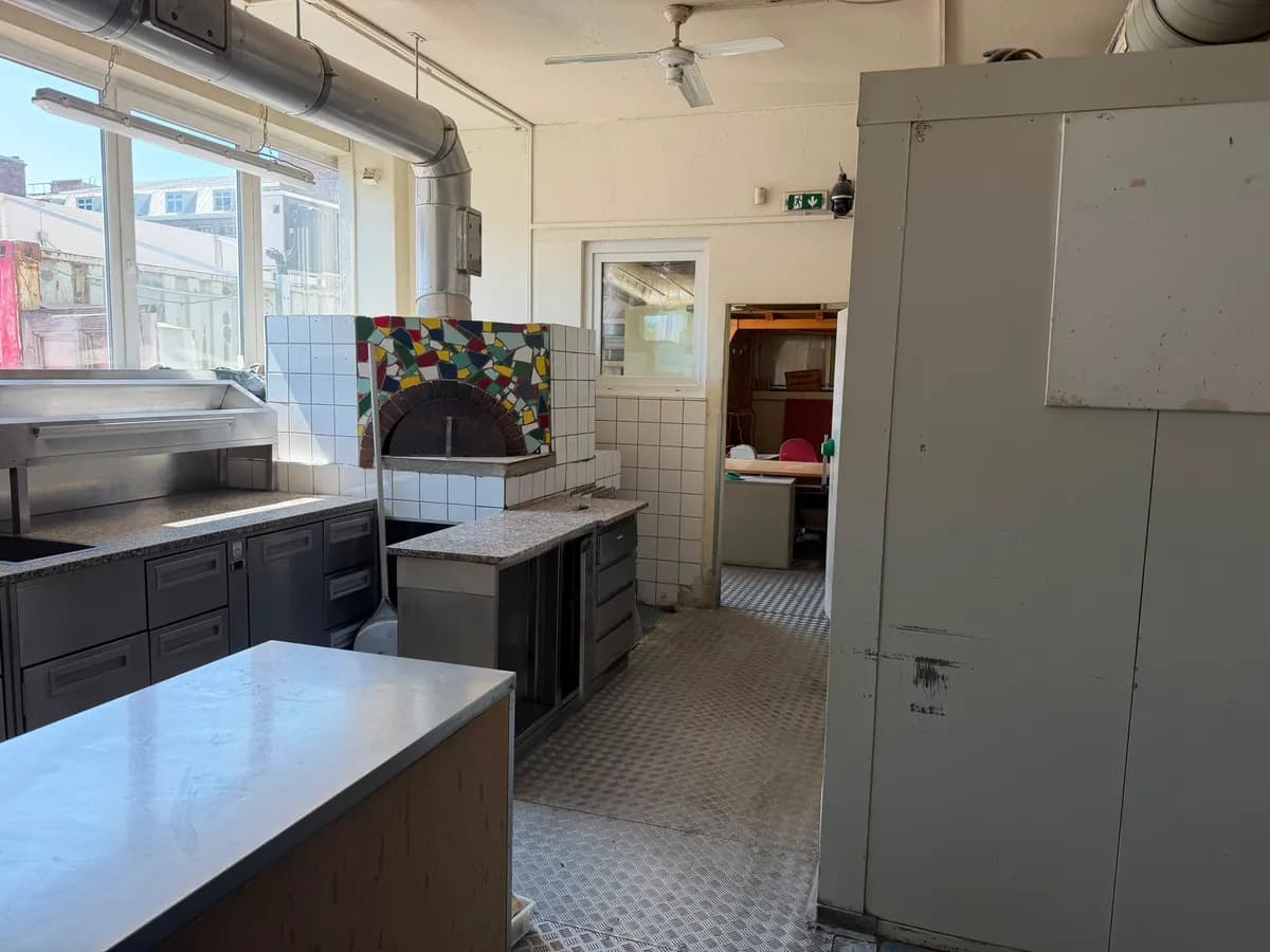 Gewerbeimmobilie mieten in Wien – 90 m², € 2.016 – Bild 4 von 7