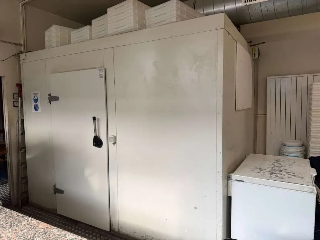 Gewerbeimmobilie mieten in Wien – 90 m², € 2.016 – Bild 5 von 7