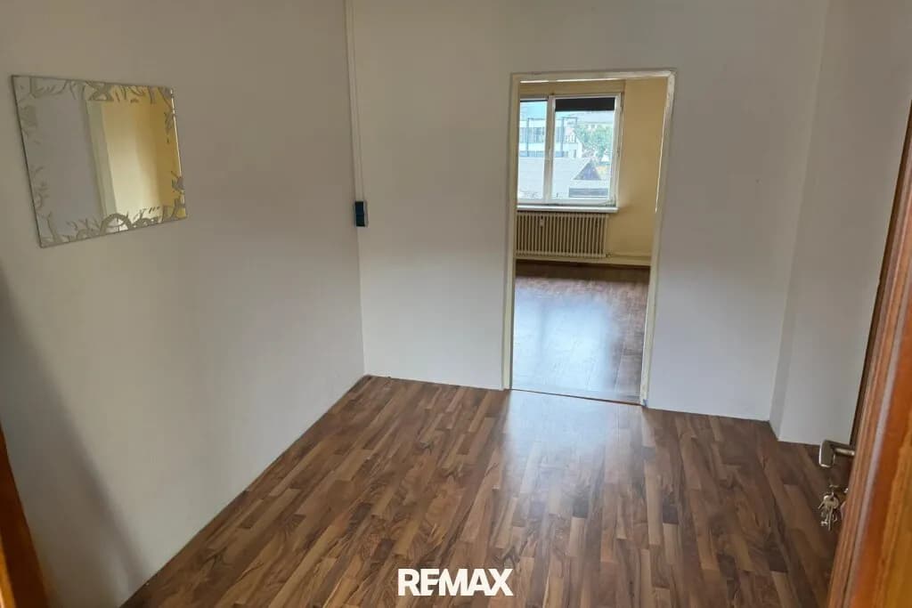 9-Zimmer-Gewerbeimmobilie kaufen in Feldkirchen – 225 m², € 395.000 – Bild 10 von 23