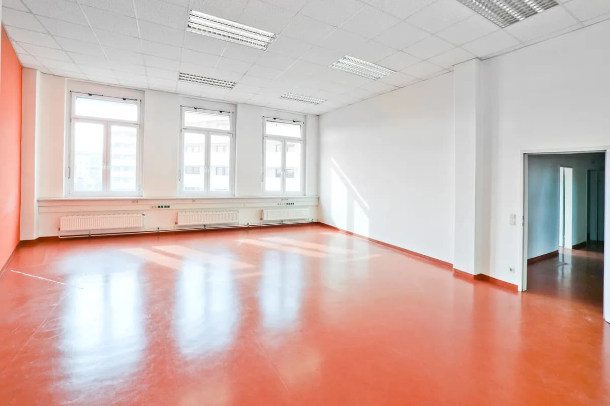 Gewerbeimmobilie mieten in Wien – 1 810 m², € 8 – Bild 5 von 12
