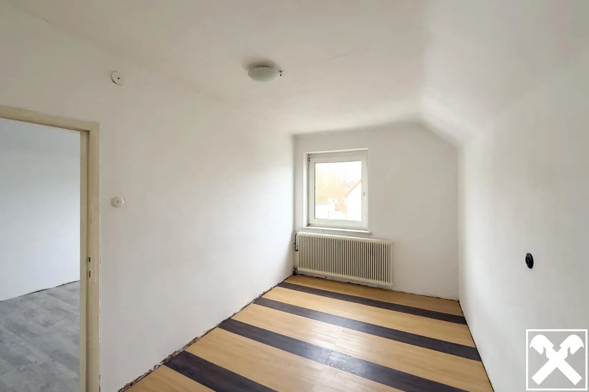 5-Zimmer-Haus kaufen in Vöcklabruck – 110 m², € 289.000 – Bild 6 von 12