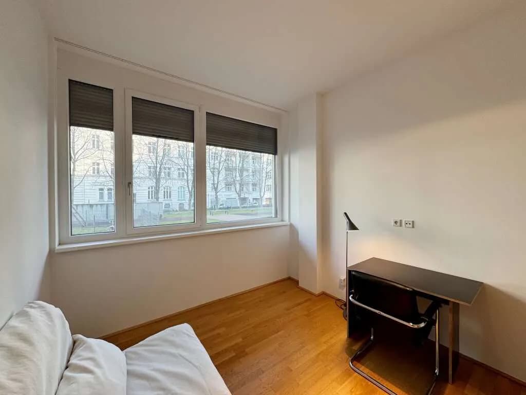 1-Zimmer-Gewerbeimmobilie mieten in Wien – 17 m², € 479 – Bild 2 von 9