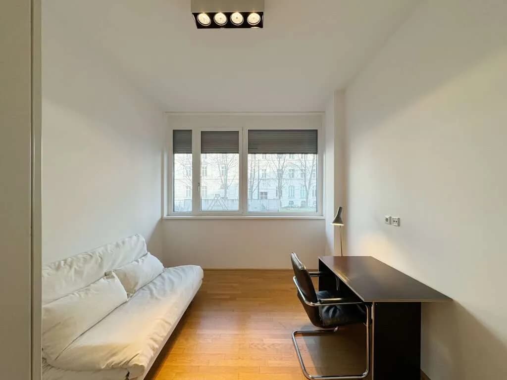 1-Zimmer-Gewerbeimmobilie mieten in Wien – 17 m², € 479 – Bild 3 von 9