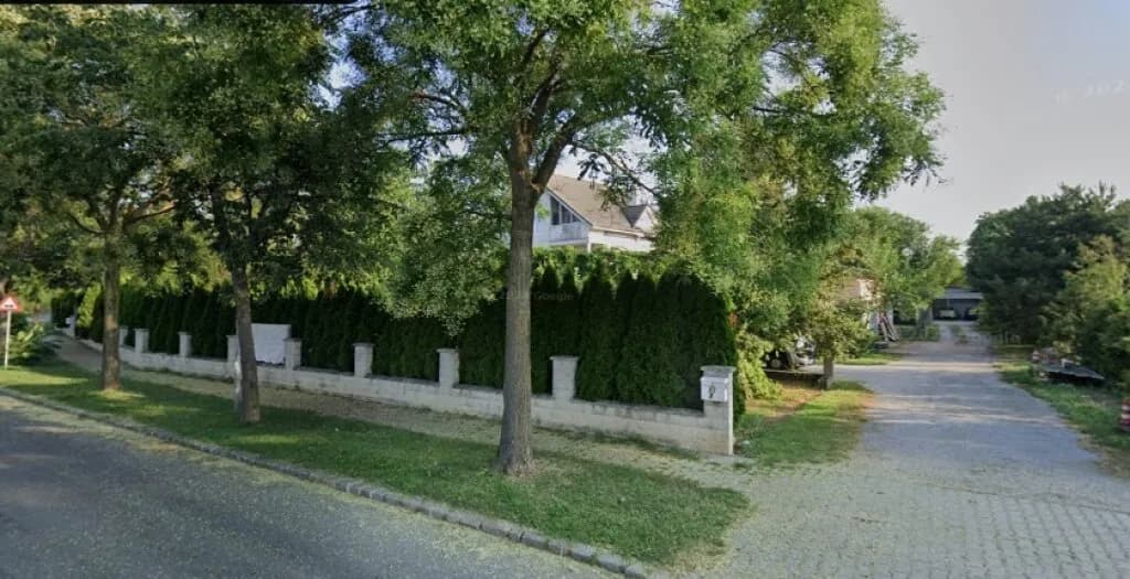 Grundstück kaufen in Neusiedl am See – 2 983 m², € 750.000 – Bild 1 von 2
