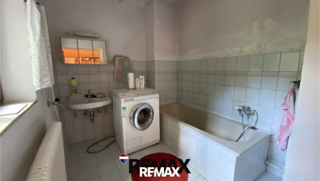 5-Zimmer-Haus kaufen in Vöcklabruck – 140 m², € 250.000 – Bild 4 von 20