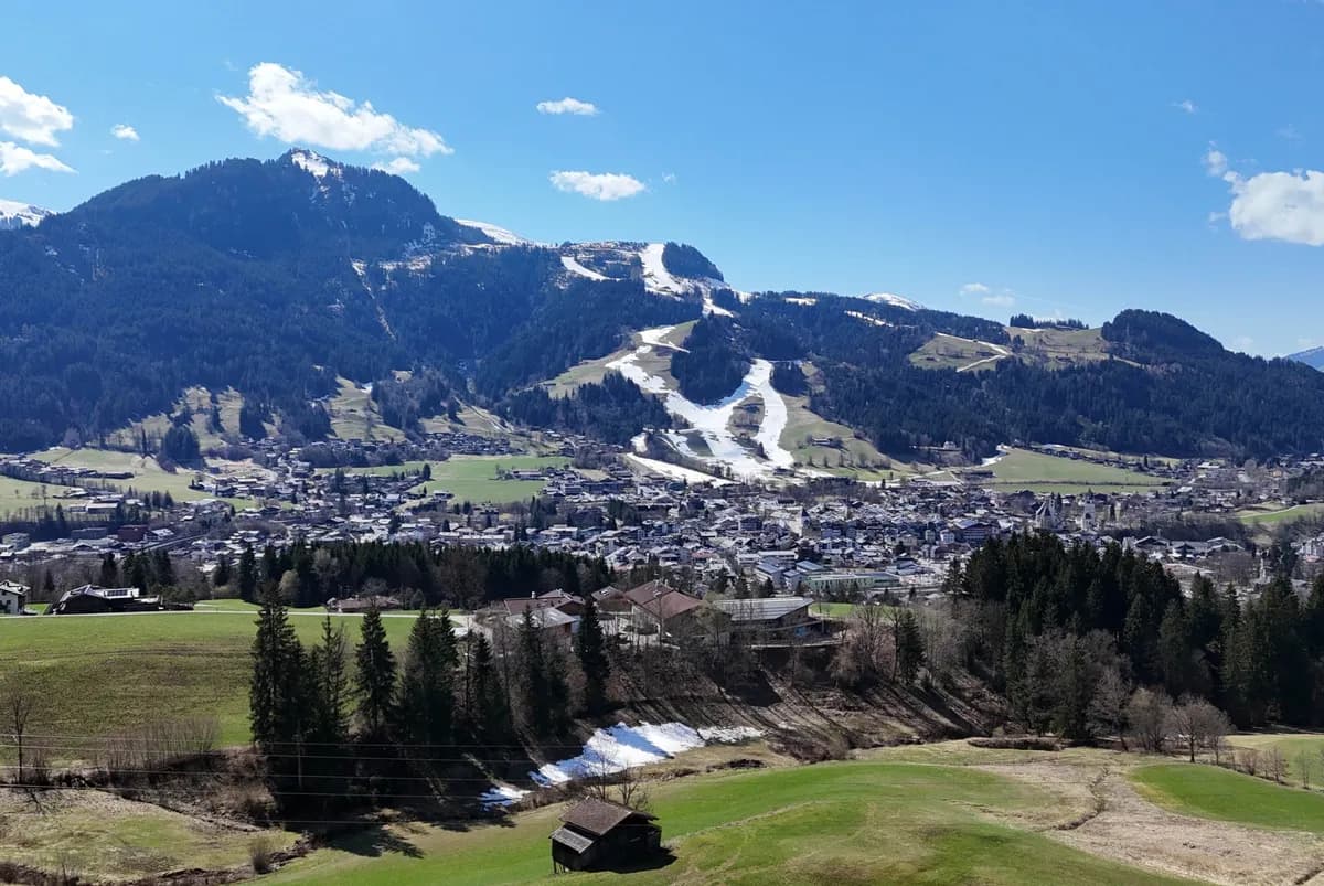 2-Zimmer-Wohnung mieten in Kitzbühel – 75 m², € 2.990 – Bild 8 von 9
