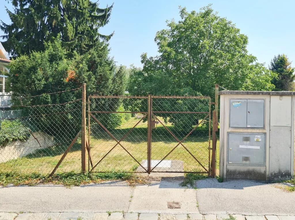 Grundstück kaufen in Tulln – 1 098 m², € 750.000