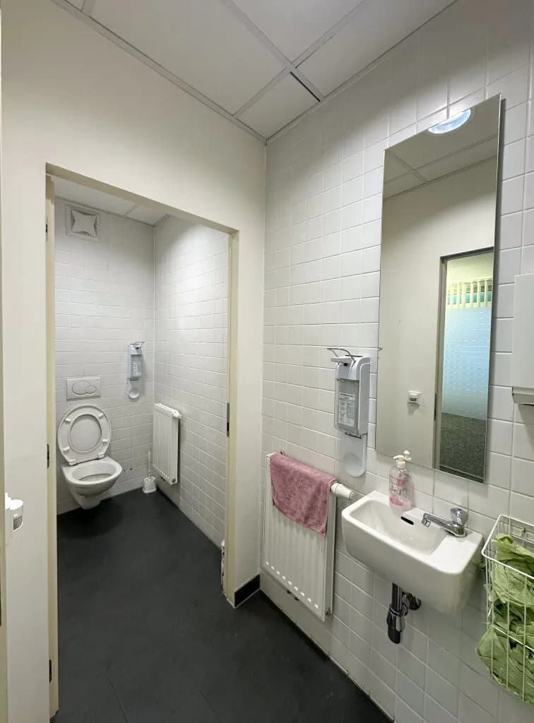 4-Zimmer-Gewerbeimmobilie mieten in Perg – 114 m², € 833 – Bild 9 von 10
