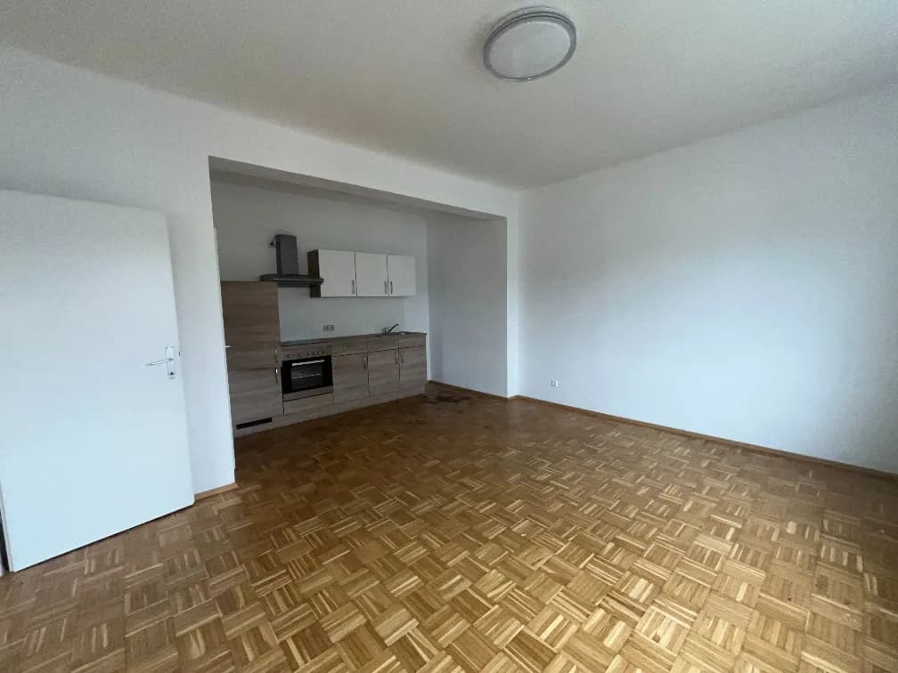 2-Zimmer-Wohnung mieten in Leoben – 52 m², € 448 – Bild 3 von 4