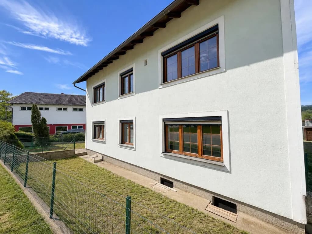 Haus kaufen in Neunkirchen – 190 m², € 275.000