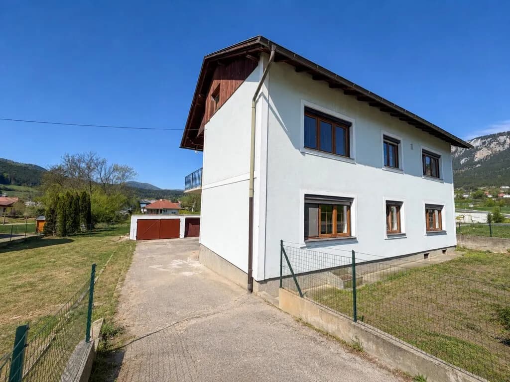 Haus kaufen in Neunkirchen – 190 m², € 275.000 – Bild 2 von 34