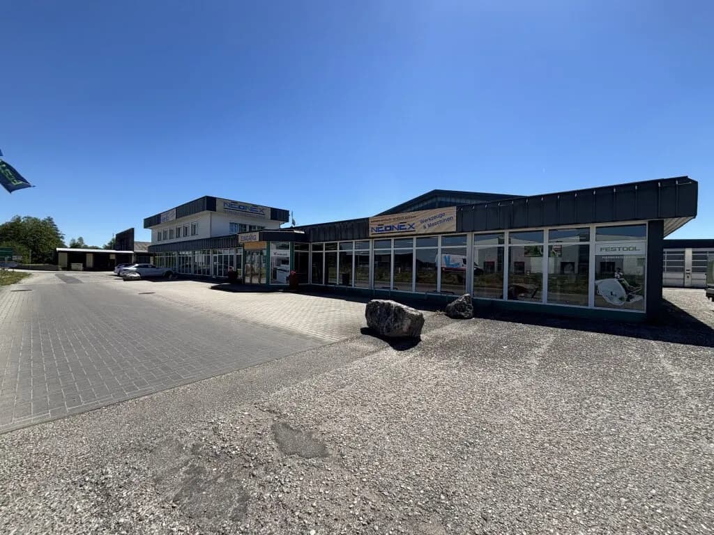Gewerbeimmobilie kaufen in Braunau am Inn – 150 m², € 2.400.000