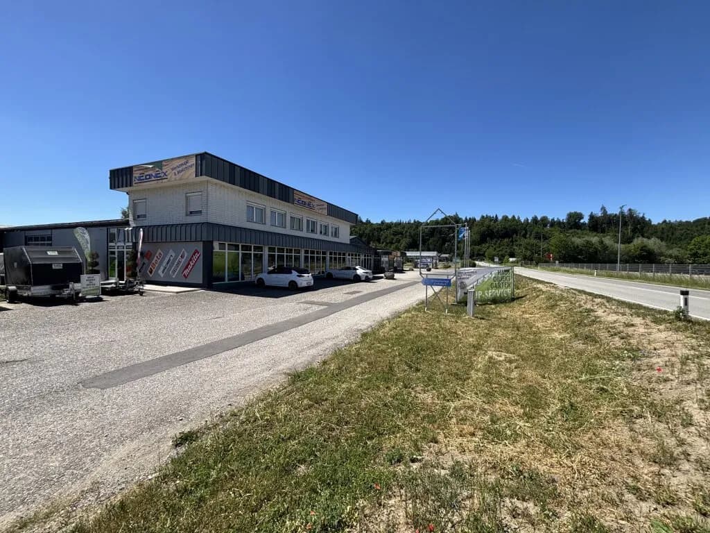 Gewerbeimmobilie kaufen in Braunau am Inn – 150 m², € 2.400.000 – Bild 2 von 11