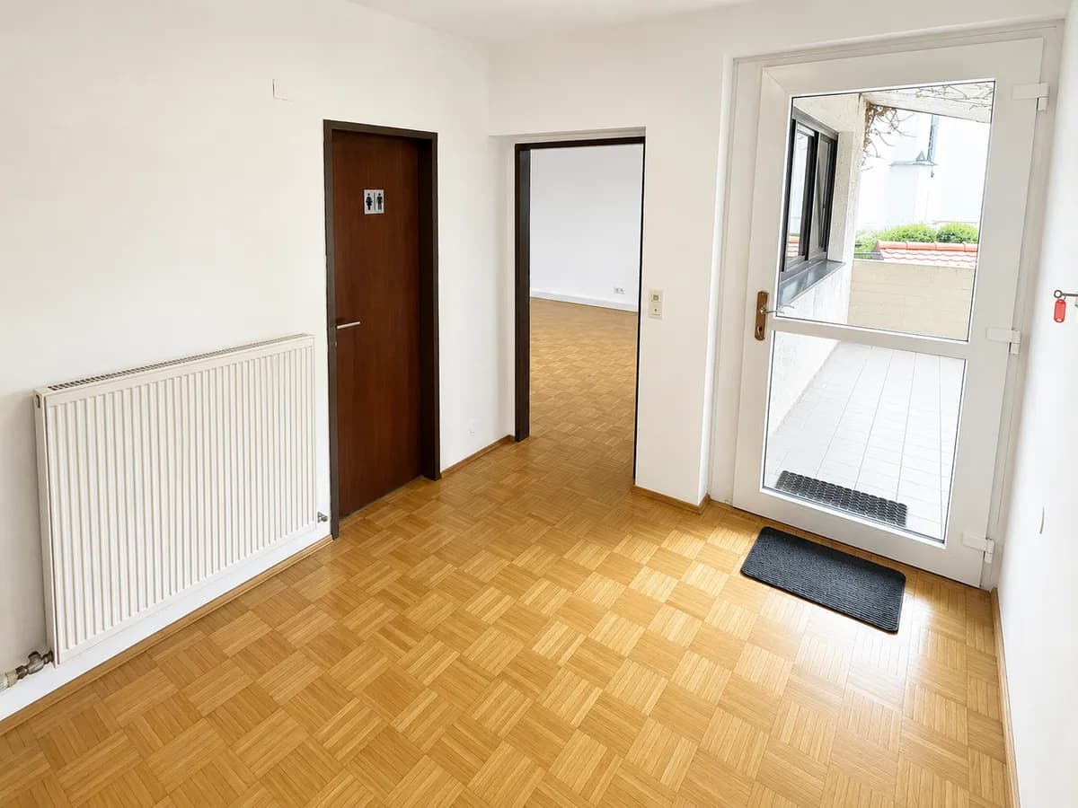 1-Zimmer-Gewerbeimmobilie mieten in Grieskirchen – 30 m², € 330 – Bild 2 von 5