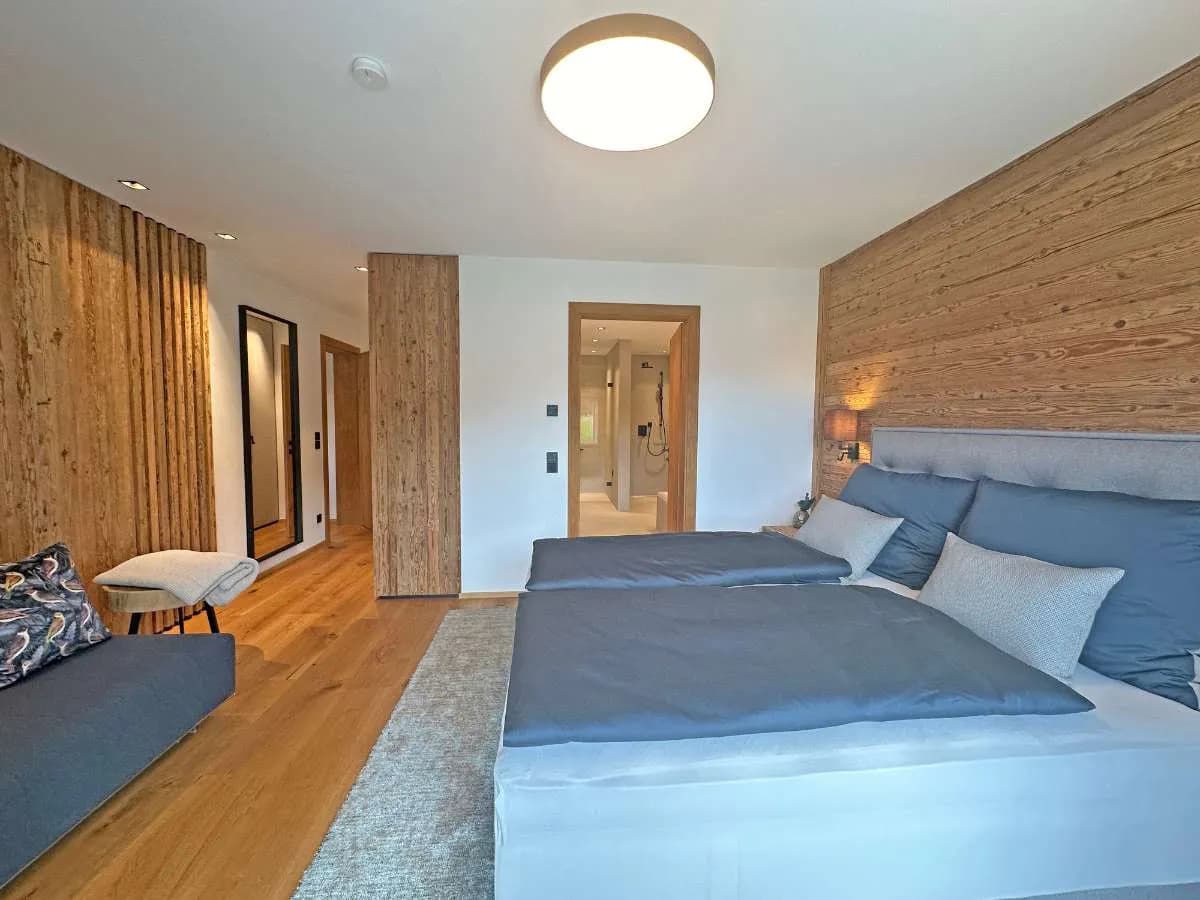6-Zimmer-Wohnung mieten in Kufstein – 247 m², € 11.900 – Bild 11 von 21