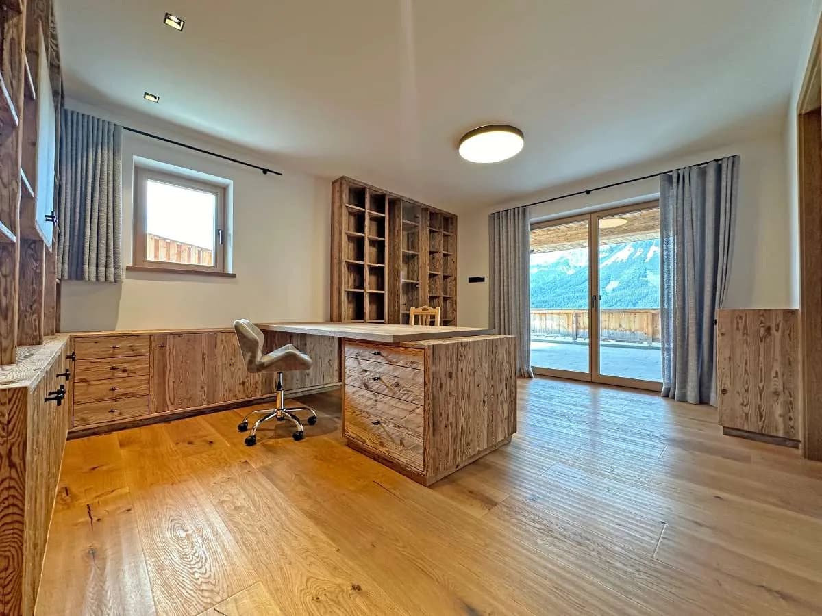6-Zimmer-Wohnung mieten in Kufstein – 247 m², € 11.900 – Bild 18 von 21