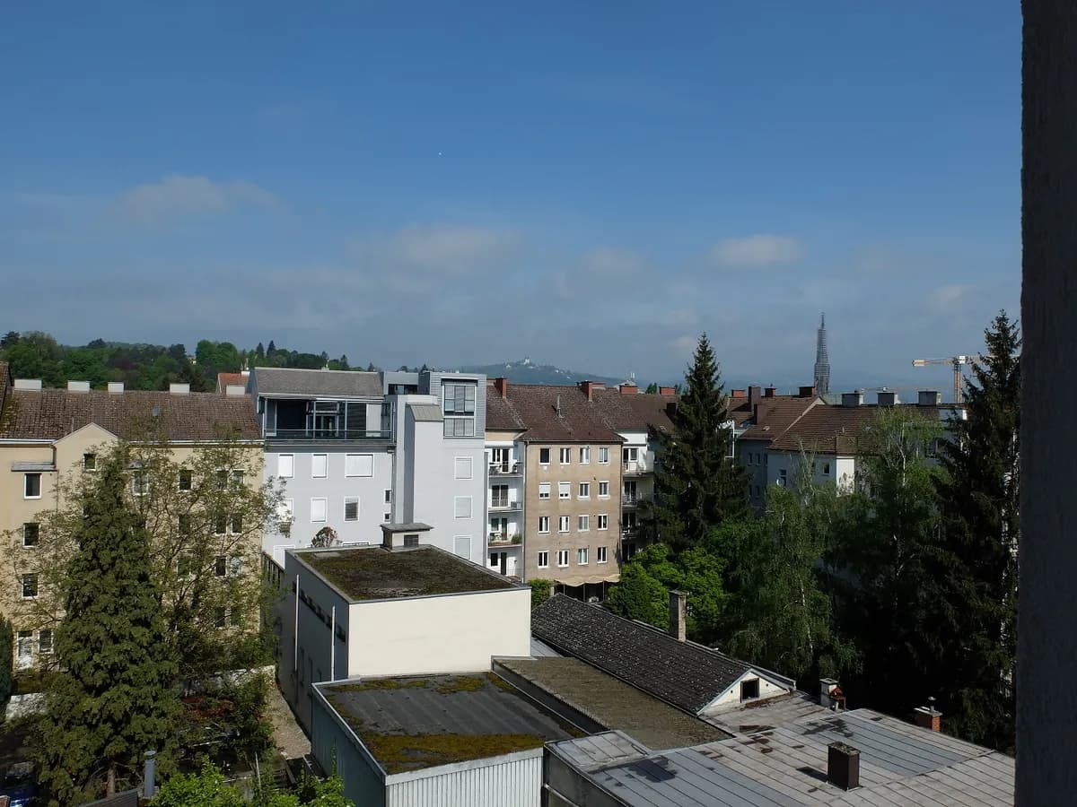 4-Zimmer-Wohnung mieten in Linz – 107 m², € 1.650 – Bild 6 von 11