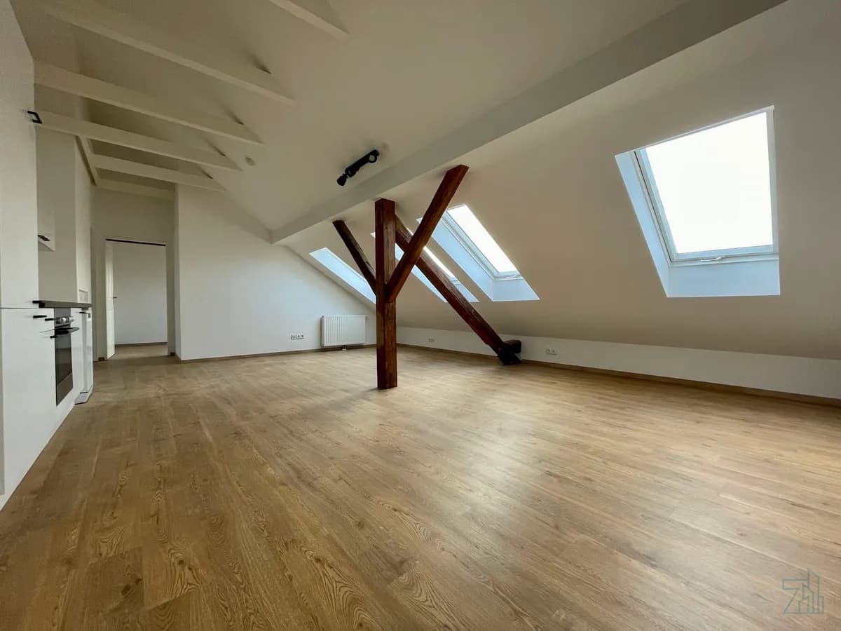 5-Zimmer-Wohnung mieten in Graz – 115 m², € 1.066 – Bild 2 von 13