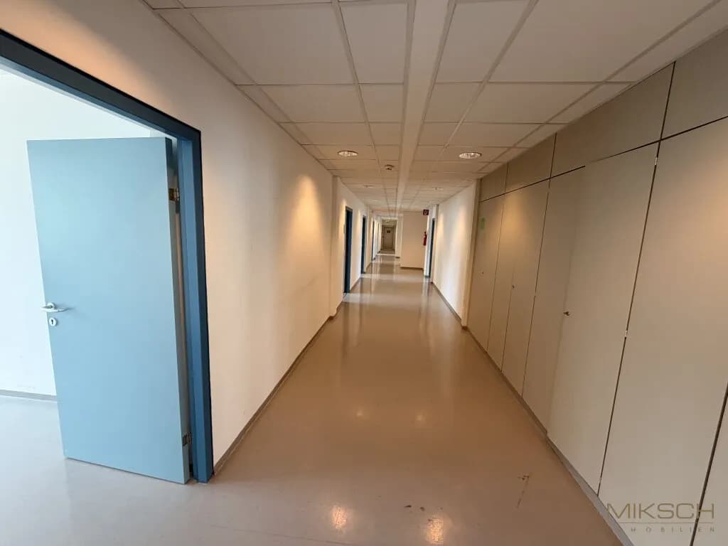 Gewerbeimmobilie mieten in Sankt Pölten – 2 670 m², € 10 – Bild 5 von 17