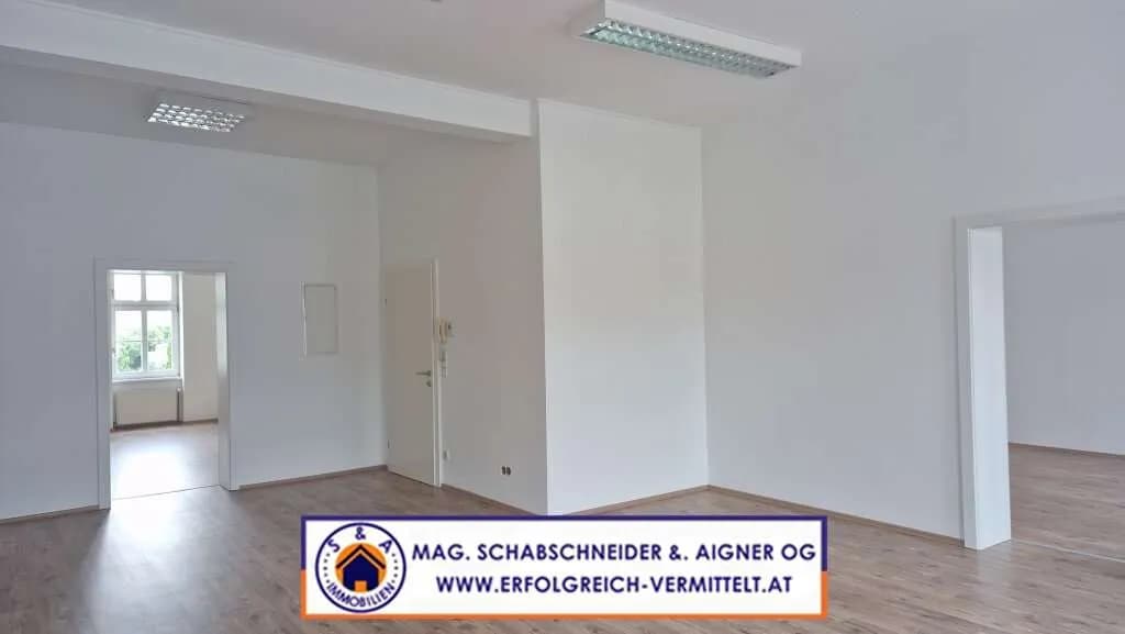 3-Zimmer-Gewerbeimmobilie mieten in Amstetten – 92 m², € 1.083