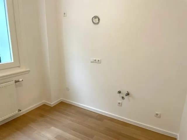 2-Zimmer-Gewerbeimmobilie mieten in Wien – 122 m², € 2.341 – Bild 6 von 9