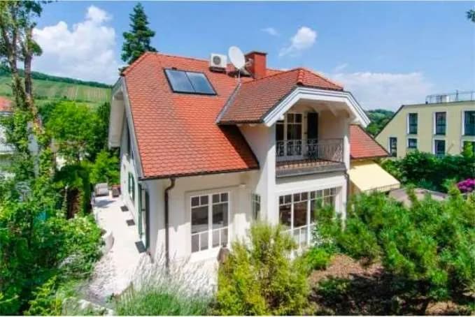 7-Zimmer-Haus kaufen in Wien – 275 m², € 2.400.000