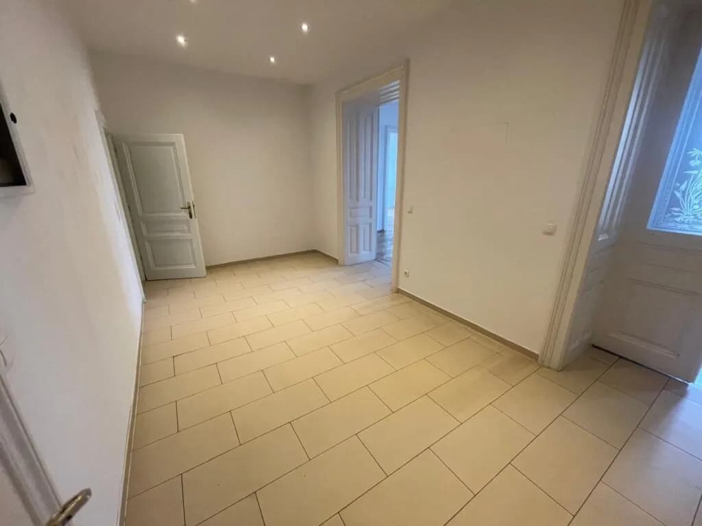 4-Zimmer-Gewerbeimmobilie mieten in Wien – 159 m², € 2.720 – Bild 4 von 9