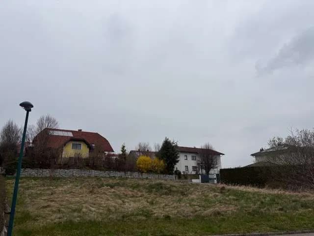 Grundstück kaufen in Grieskirchen – 1 141 m², € 142.625