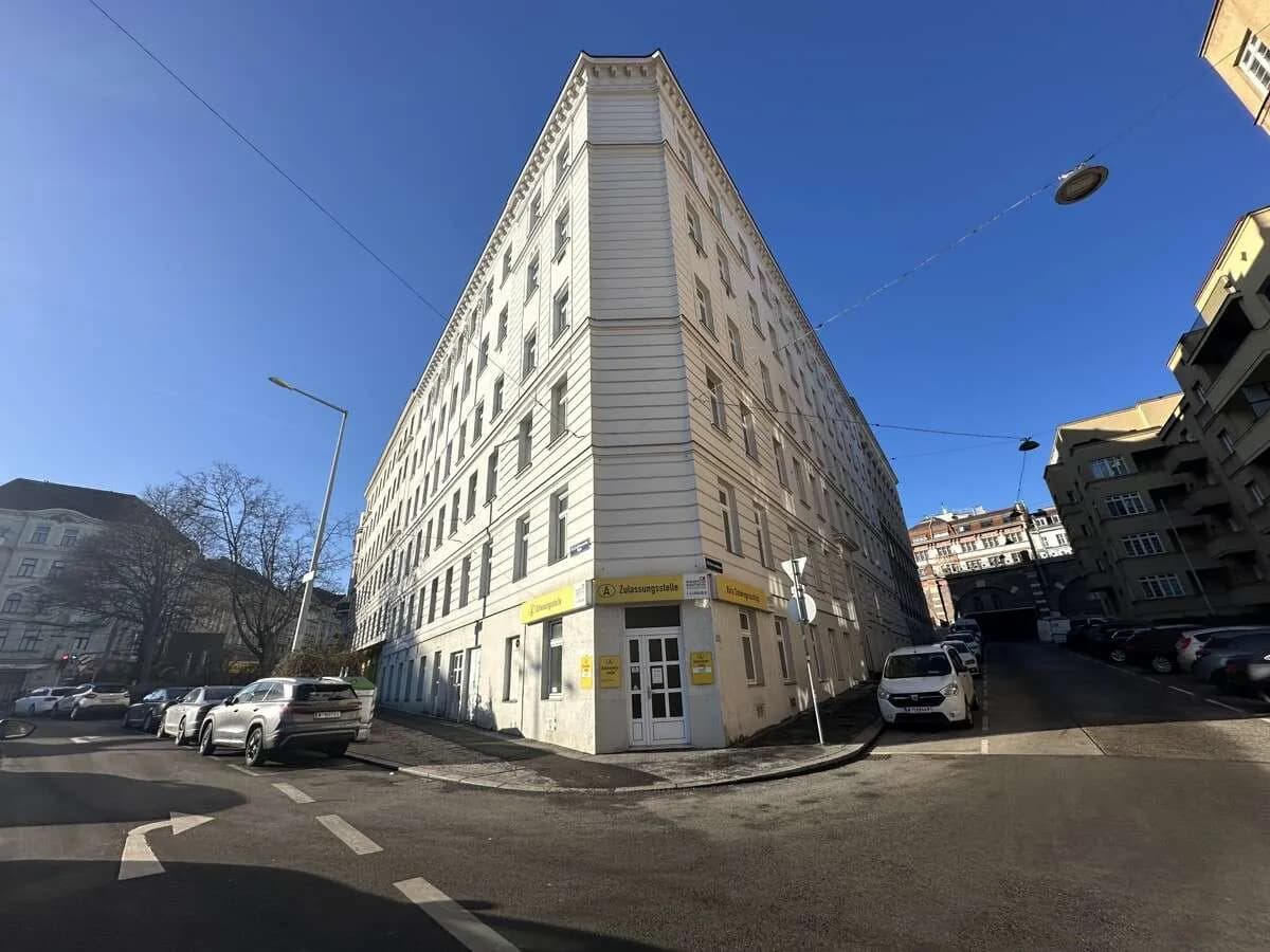Gewerbeimmobilie mieten in Wien – 118 m², € 1.814
