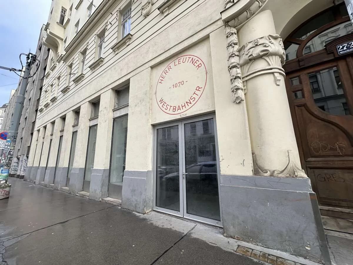 Gewerbeimmobilie mieten in Wien – 219 m², € 3.640