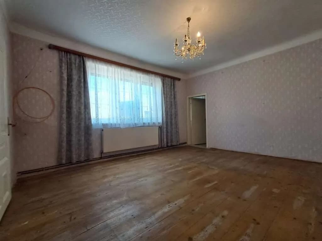 8-Zimmer-Immobilie kaufen in Mistelbach – 285 m², € 539.000 – Bild 8 von 31