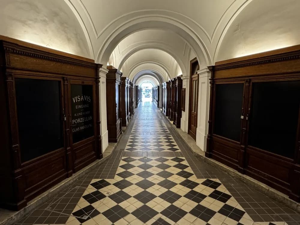 Gewerbeimmobilie mieten in Wien – 460 m², € 25 – Bild 9 von 11