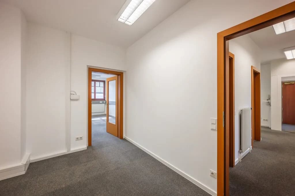 3-Zimmer-Gewerbeimmobilie mieten in Wien – 129,47 m², € 2.558 – Bild 3 von 31